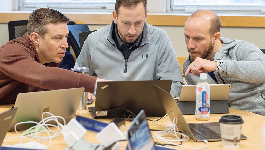 students working on the computer