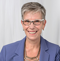 Laura Janusik headshot