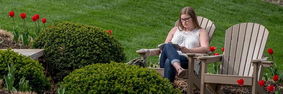 Pre-Physician Assistant Post-Baccalaureate Student studying on campus
