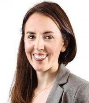 Maureen Walsh headshot