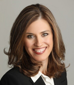 Alana Muller headshot