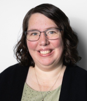 Karen Lombardi headshot