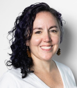 Maureen Walsh headshot