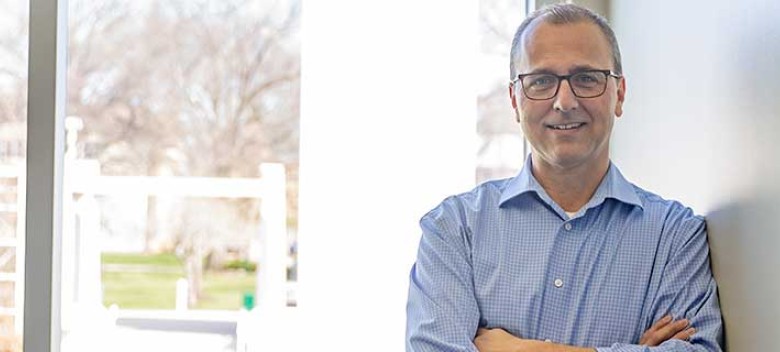 Religious Studies Professor Awarded Fulbright, Will Teach in Romania in Spring 2023