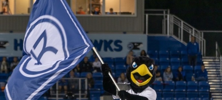 University to Unveil New Athletics Logo at Family and Alumni Weekend