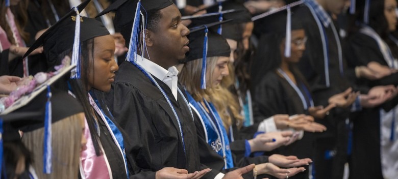 BSN, Graduate Students Celebrated at Ceremonies