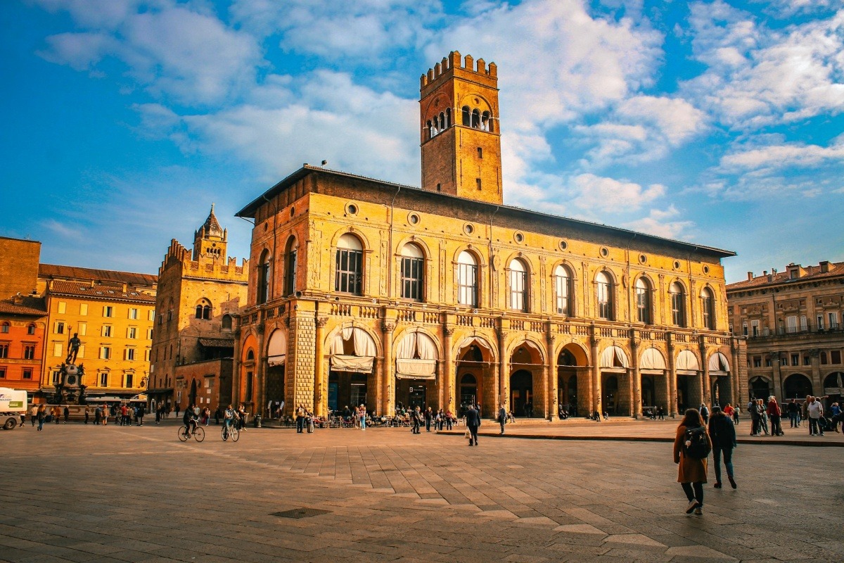 Piazza Maggiore in Bologna, Italy