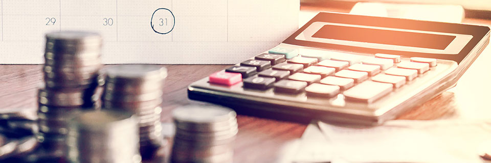 Tuition Refund Dates Calculator and stacked coins